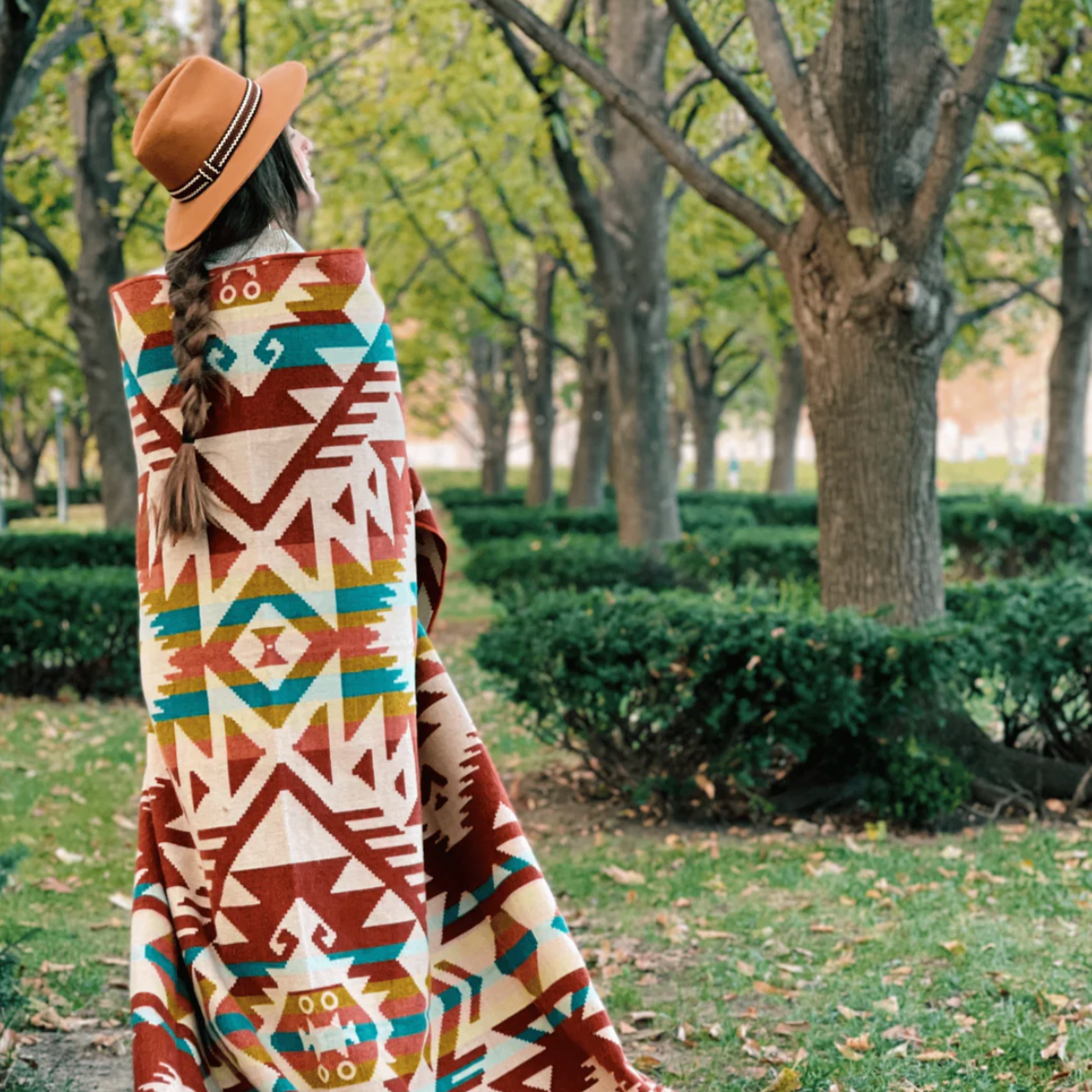 Beyond Borders Collective - Canoa Blanket - Terracotta Sunrise