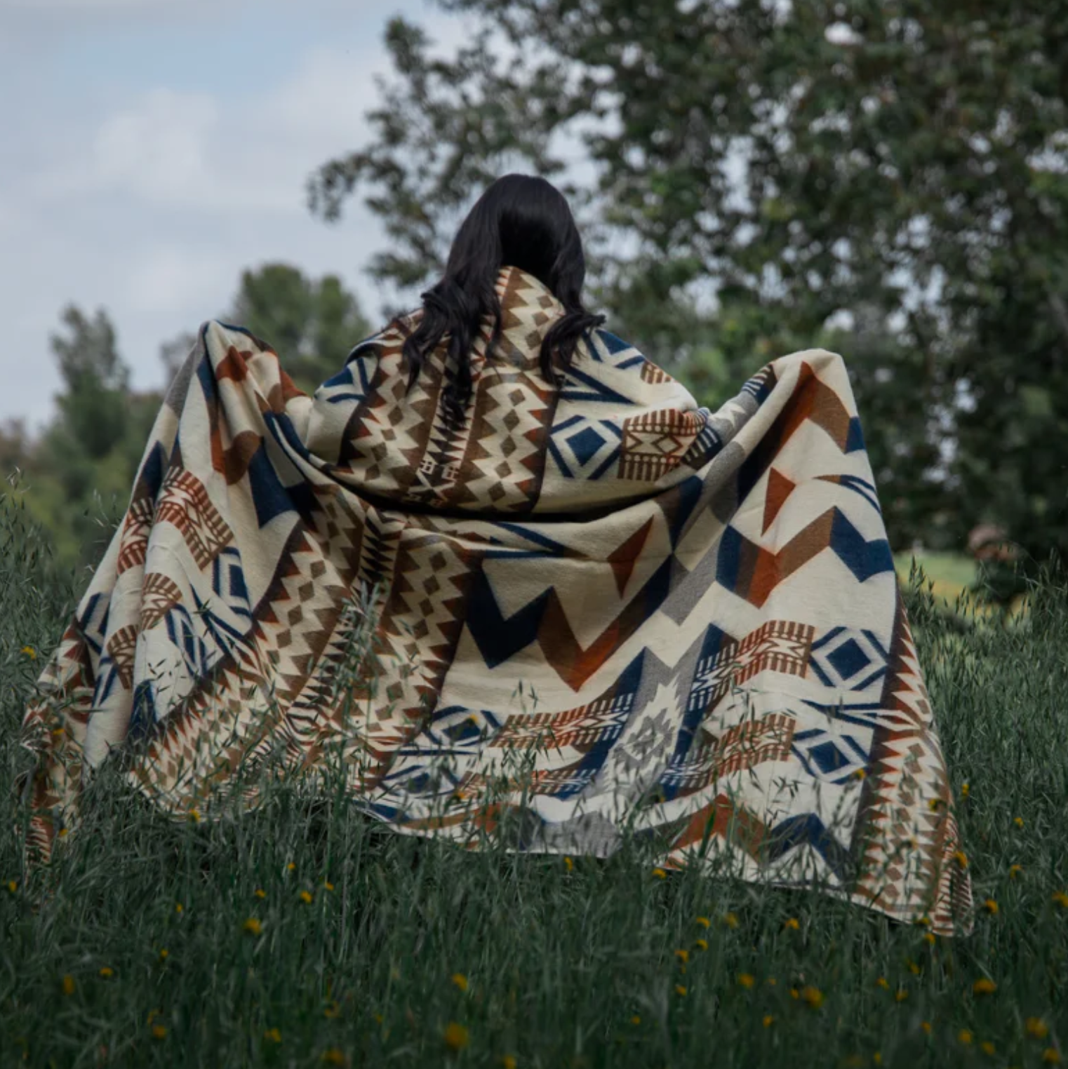 Beyond Borders Collective - Awa Blanket - Earth