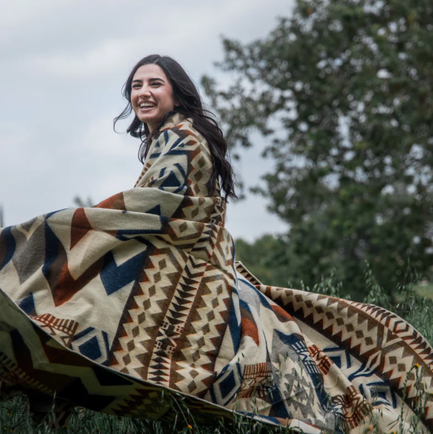 Beyond Borders Collective - Awa Blanket - Earth