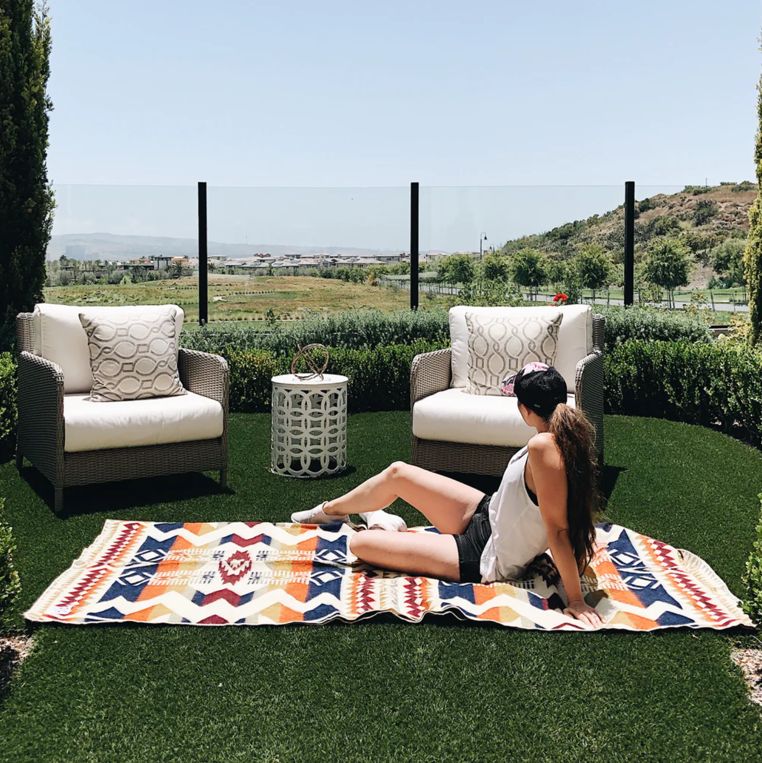 Beyond Borders Collective - Awa Blanket - Vibrant Autumn