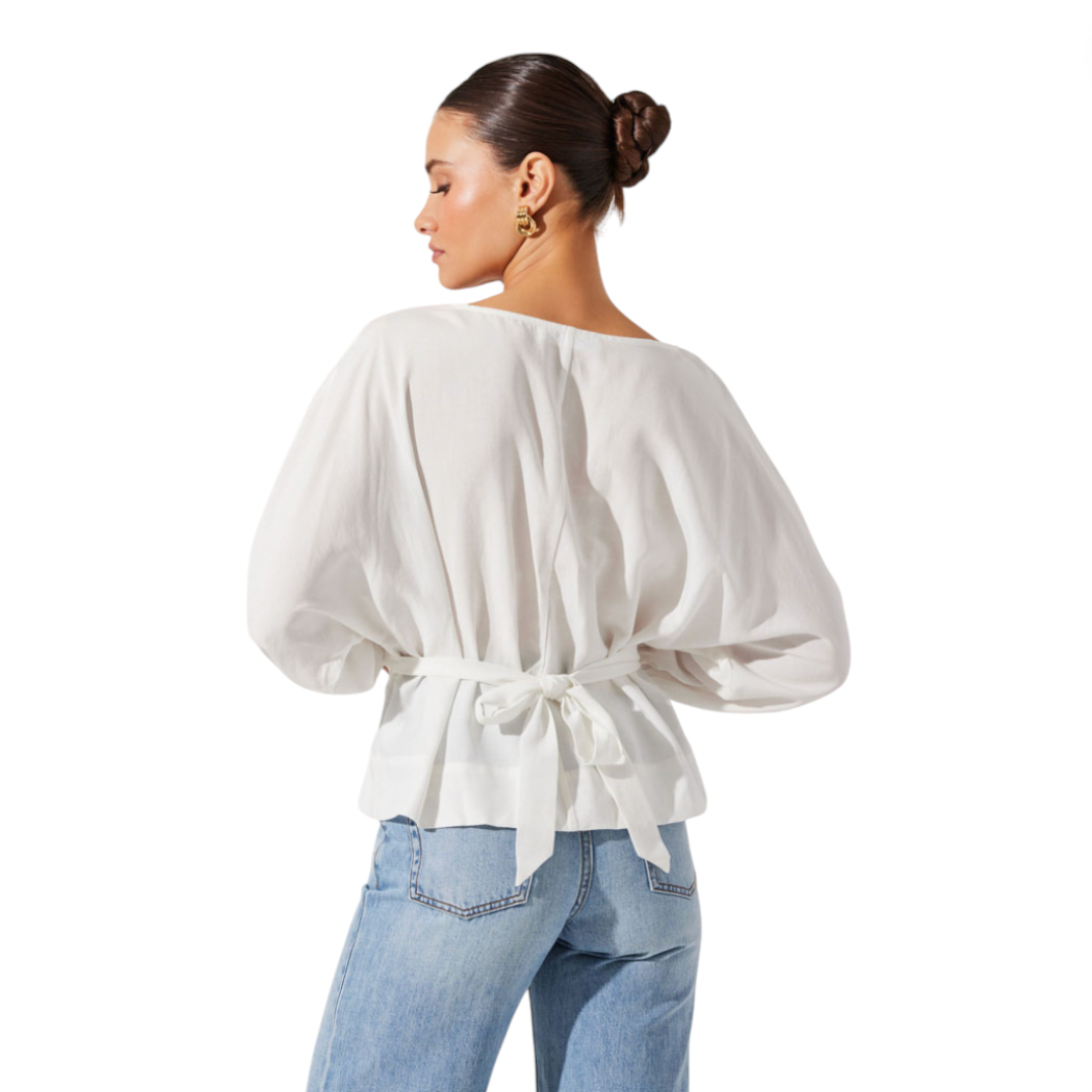 ASTR - Ciara Flowy Tie Waist Top - Off White