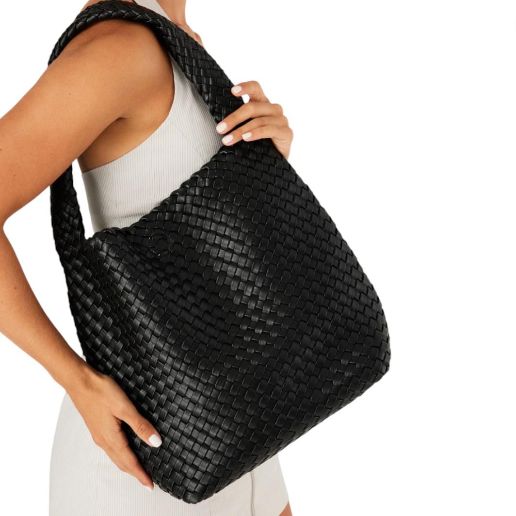 Billini - Aviva Shoulder Bag - Black