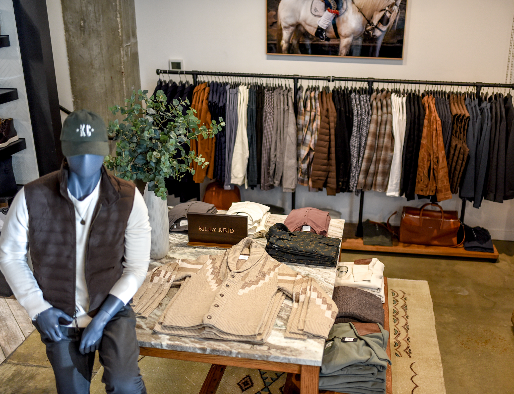 Large men's clothing sales stores near me