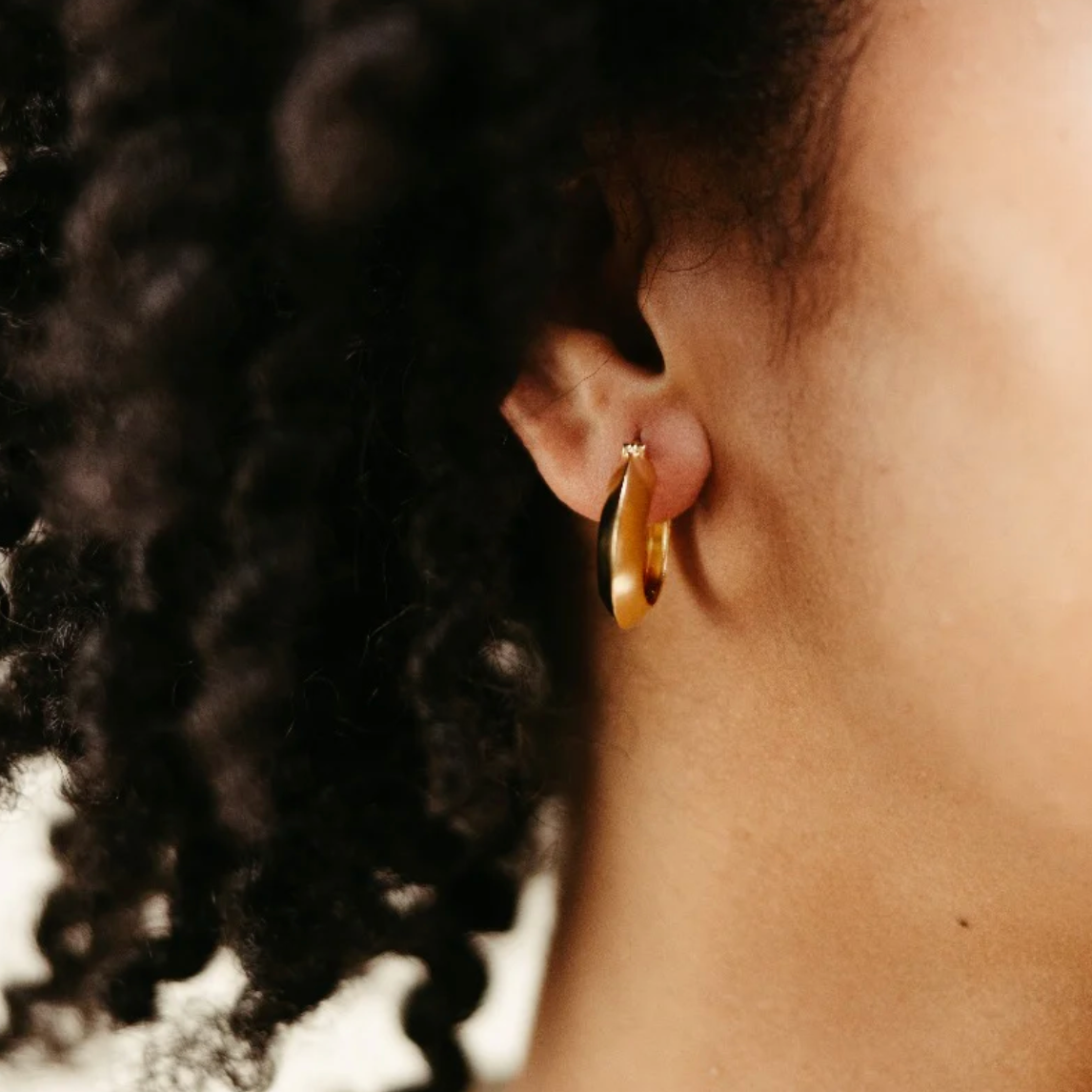 Sierra Winter - Mile High Hoop Earrings - Gold