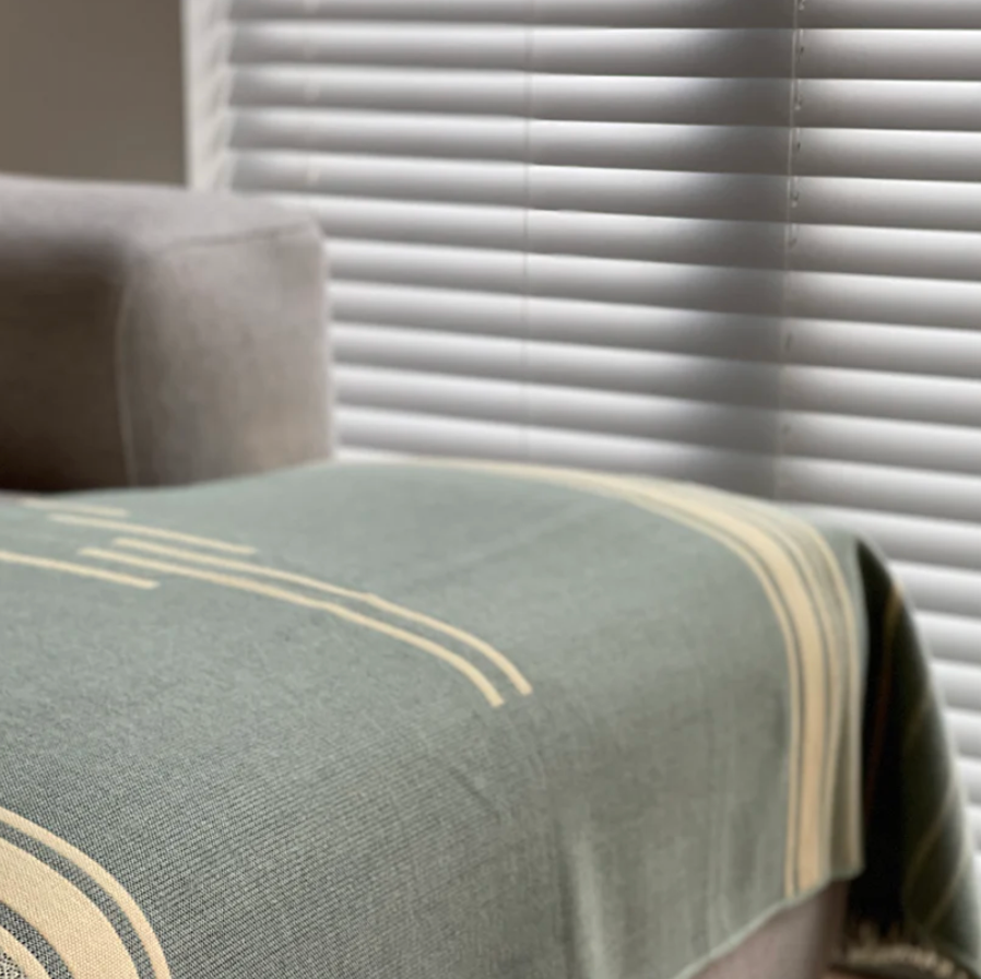 Beyond Borders Collective - Equinoccio Throw Blanket - Mint / Natural