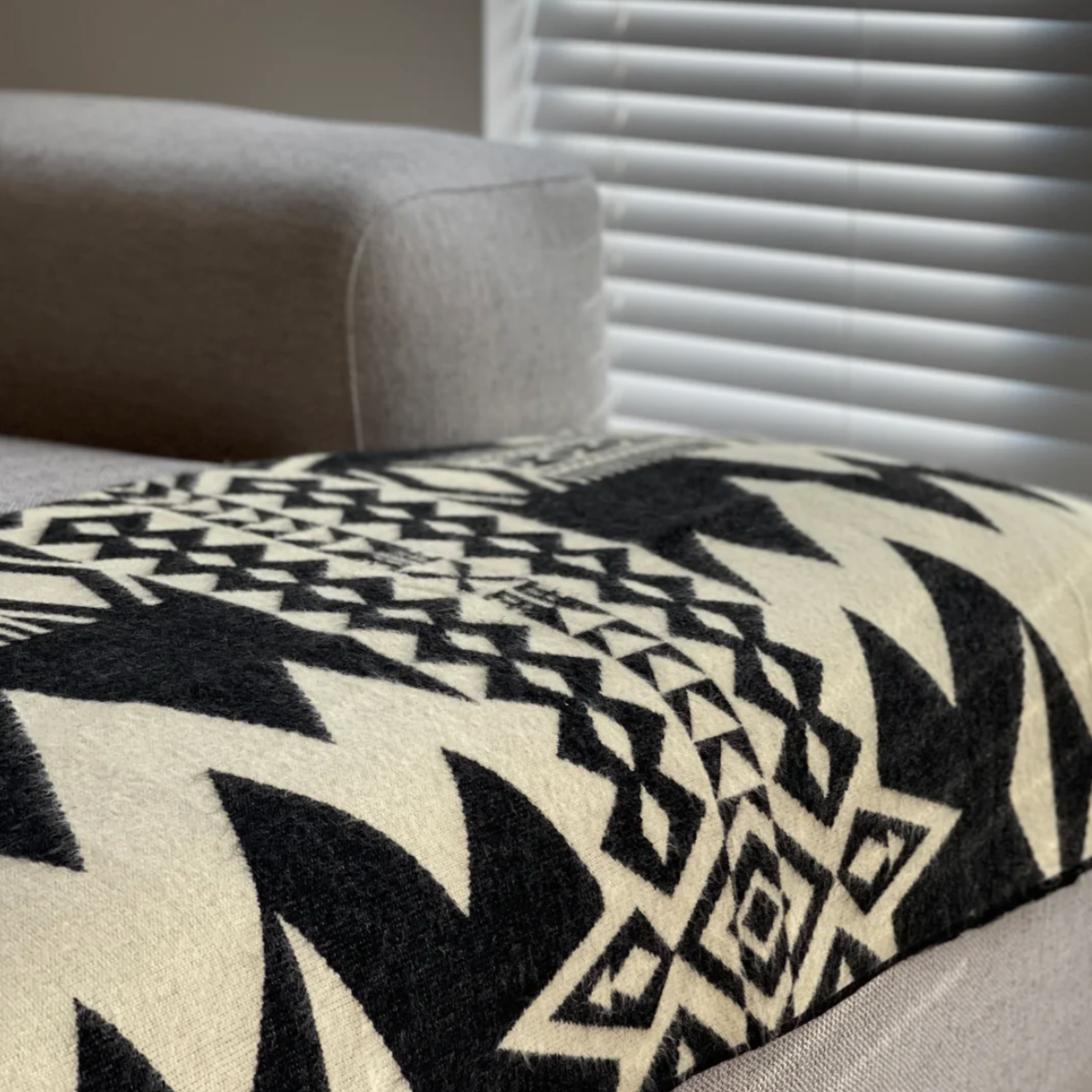 Beyond Borders Collective - Awa Throw Blanket - Natural / Black
