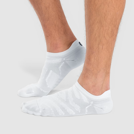 On - Performance Low Sock - White | Ivory