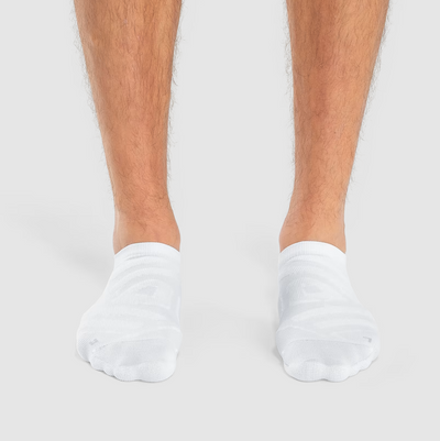 On - Performance Low Sock - White | Ivory