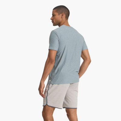 Vuori - Strato Tech Tee - Stormy Heather