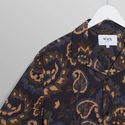 Wax London - Short Sleeve Oversized Paisley Didcot Shirt - Navy / Mustard