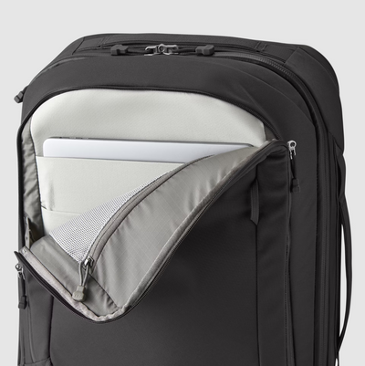 YETI - Crossroads Luggage 22" - Black