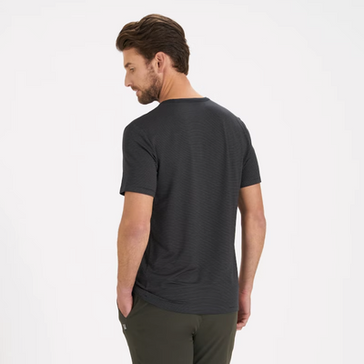 Vuori - Linear Tech Tee - Black